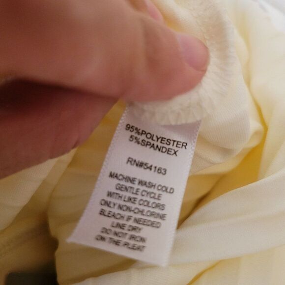 Marc New York Rib-Knit Button-Up Midi Skirt (size M) - Picture 4 of 6